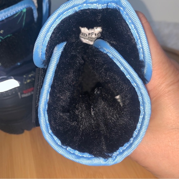 COPY - Ice Fields Snow Boots Toddler Size 6 Blue Space Themed Hook & Loop Pull … - Picture 9 of 9